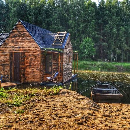 Darzkowo Heather Hut, Off-Grid Cottage On A Pond+2 Ha מראה חיצוני תמונה